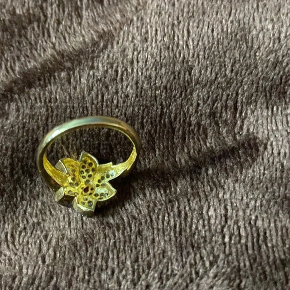 Finger Ring AD diamond stones studded gold polished. - Picture 4 of 5